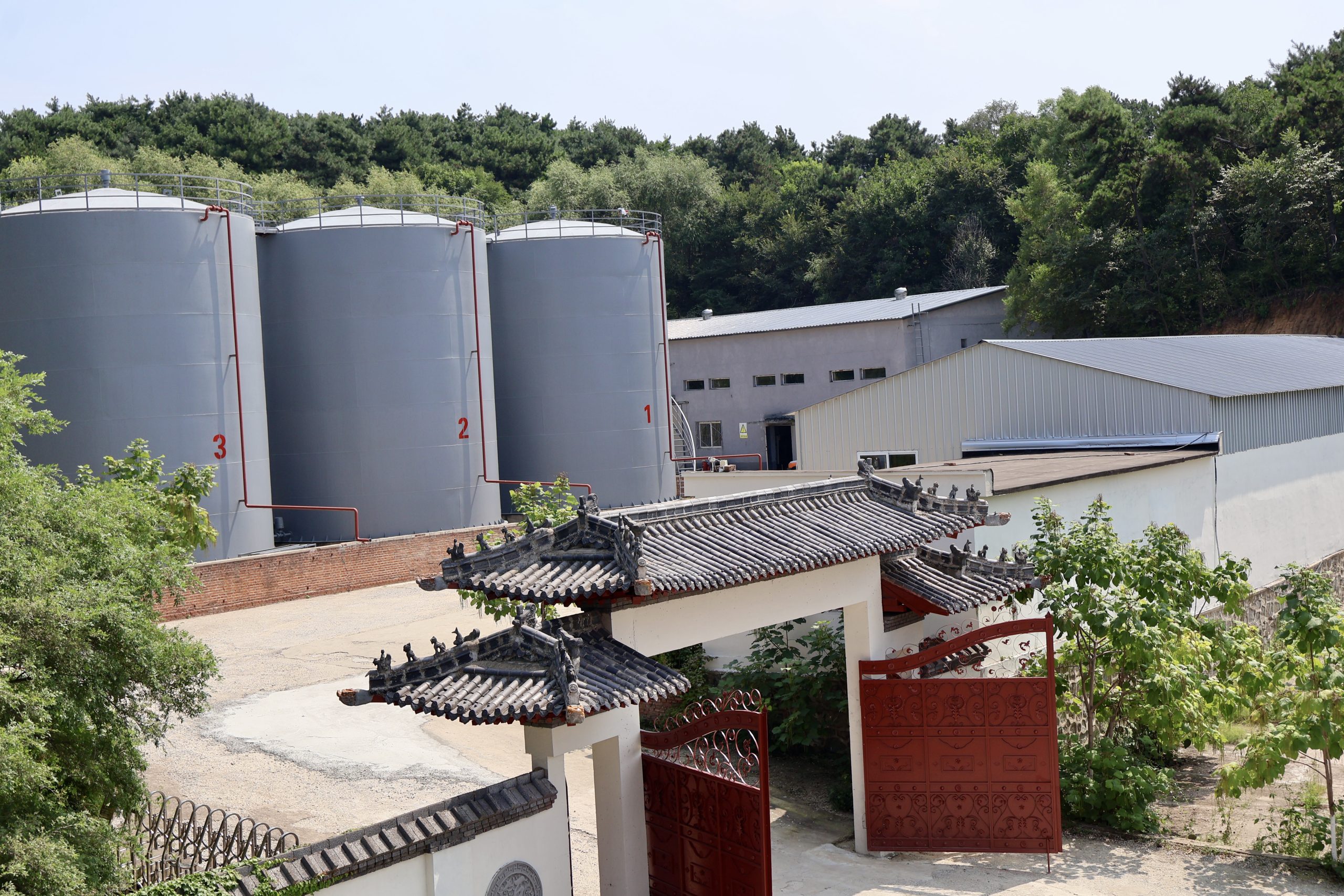抚顺德隆石化制品有限公司厂区风貌